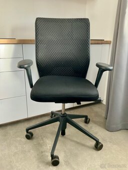 kancelářská židle Vitra ID Mesh - 2