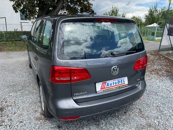 VW Touran 1.6 TDi Navigace,Climatronic - 2