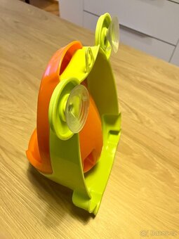 Pisoár - žába - záchod - 2