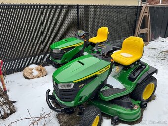 zahradní traktor john deere S170 - 2