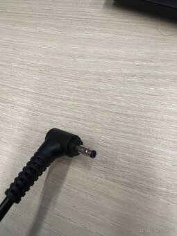 Dell AC adaptér/nabíječka 65W, 100procent stav. - 2