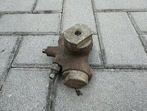 Volha Gaz 24, originálni nový rozdelovač brzd - 2