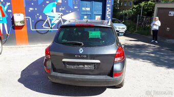 Renault Clio - 2