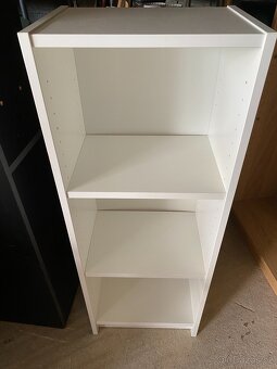 Knihovna IKEA Billy 40x28x106 cm, v pěkném stavu - 2