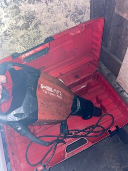 Bourací kladivo HILTI TĚ-1000AVR - 2