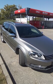 Volkswagen variant Alltrack 4x4 2013 nafta 103 kW. - 2