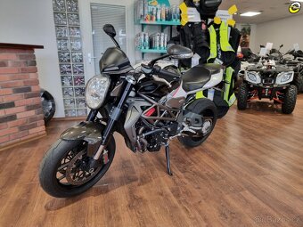 MV Agusta Brutale 1090RR - 2