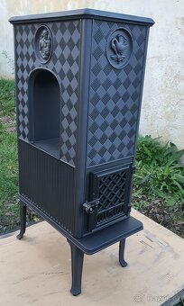 Litinová kamna Jotul F 606 černý lak - 2