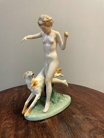 Diana s chrtem 37cm vysoká DUX Elly Strobach - 2