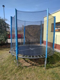 Venkovní trampolina - 2