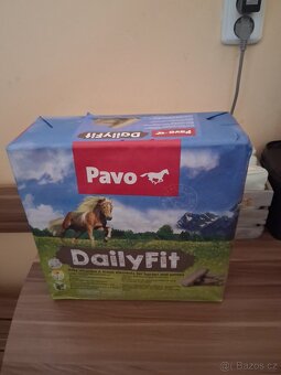 PAVO - vitamínové tyčinky pro koně na pastvě - 2