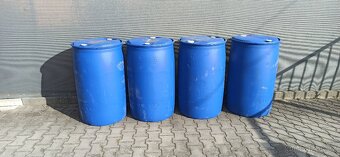 Plastové sudy na vodu 200l - barel na vodu - 2