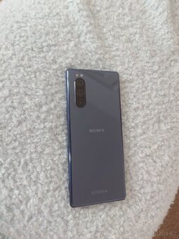 Sony Xperia V - 2
