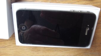 i phone 4 nefunkční - 2
