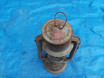 Petrolejová lampa Meva II. - 2