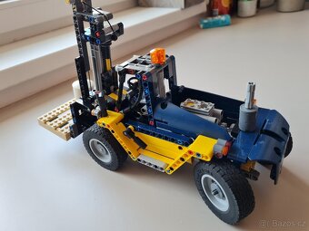 Lego Technic 42079 odtahovka + vysokozdvih - 2