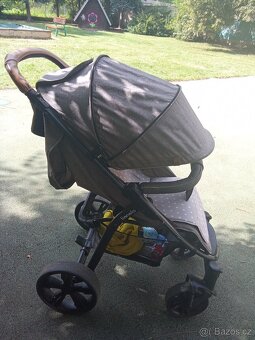 Sportovní kočárek/golfky Lionelo Annet Plus do 22 kg - 2