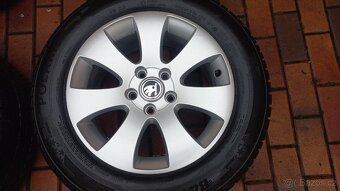 Pěkná originál zimní alu kola na Škoda Yeti 7jx16h2, et45. - 2