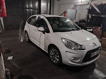 Citroen C3 Mk.2 1.4 benzín 54kW 178tkm 70 000,- Kč - 2