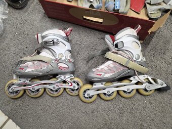 Dámské kolečkové brusle Fila vel. 37 + chrániče - 2