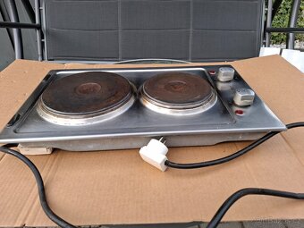 Dvouplotýnkový vařič Whirlpool - 2