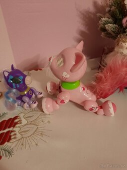 Interaktivní robotická kočka a koník - 2