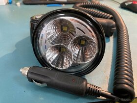 Světlomet LED -hasiči -vyhledávací HELLA 1H0 996 476-501 - 2