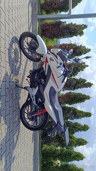 Honda CB 125 F - 2