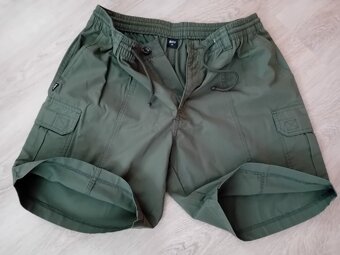 PÁNSKÉ LETNÍ KRAŤASY - vel.XL / zn.Baty - 2
