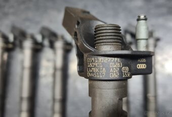 Vstřikovače 059130277FE 3.0TDI AUDI - 2