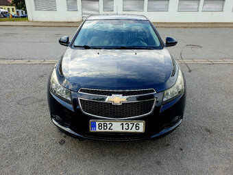 Chevrolet Cruze 1,6 91kw 2012 ČR serviska 151 900 km - 2