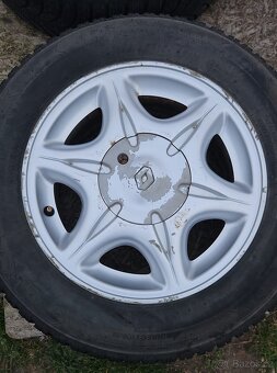 15" zimní pneu 6mm - Renault 195/65 R15 - DOT4221 - Laguna - 2