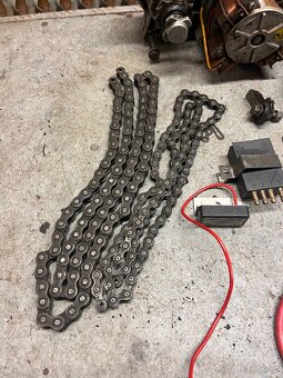 Motor babetta 207 + díly - 2