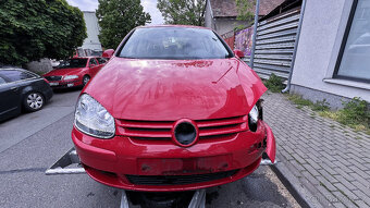 Vůz na náhradní díly VW Golf 5 hatchback 2009 CAXA JPG LY3D - 2