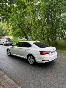 Škoda Superb 2.0 TDI 110kW TOP STAV - 2