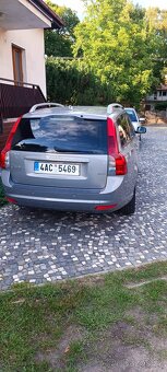 Volvo v50 - 2
