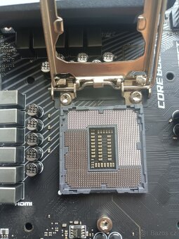 MSI MPG Z390 Gaming Pro Carbon - 2