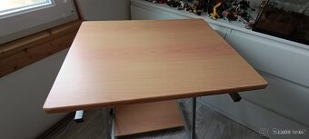 Stůl na PC - 2