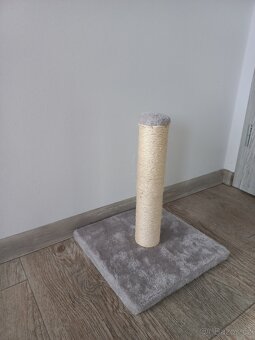 Škrabadlo pro kočky - 2