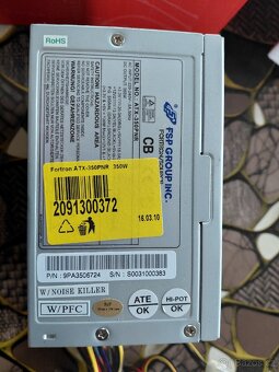 Zakladni deska s ram procesorem zdrojem a grafickou kartou - 2