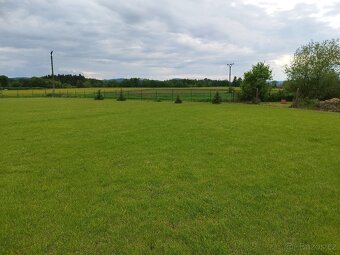 Prodám kvalitní kompost z travní hmoty - 2