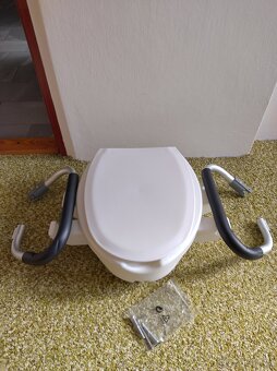 Zvyšovač WC s madly, NOVÉ - 2