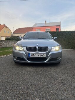 BMW e90 330i LCI - 2