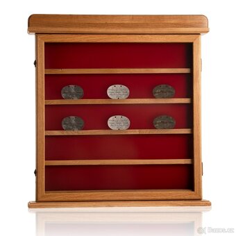 Masivní dubová vitrína velká - 2