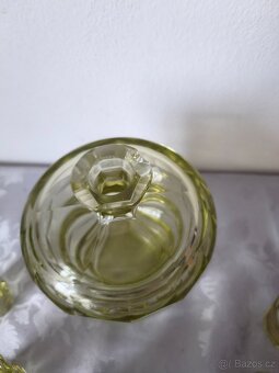 Retro karafa s panáky - 2