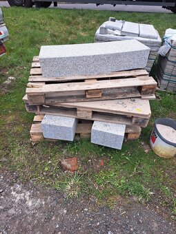 žulové obrubníky - 2