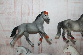 Figurky koní Schleich X - 2