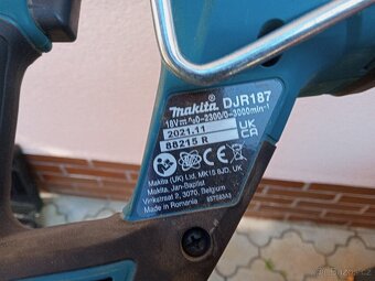 Aku pila ocaska Makita LXT DJR187Z včetně 5.0 Ah baterie - 2