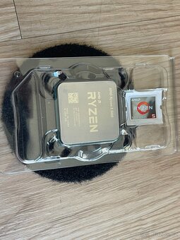 AMD Ryzen 5 5600+Chladič+64GB DDR4 3200MHz CL16+SSD+Skříň - 2