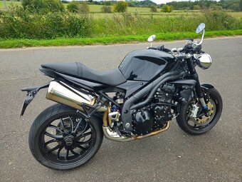 Triumph speed triple 1050 - 2